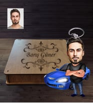 Kişiye Özel Erkek Karikatürlü  Ahşap Anahtarlık Kutulu Model-3