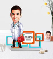 BK Gift Kişiye Özel Bay Doktor Karikatürlü 3D Ahşap Masa İsimliği - 4
