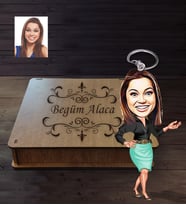 Kişiye Özel Öğretmen Karikatürlü  Ahşap Anahtarlık Kutulu Bayan-8