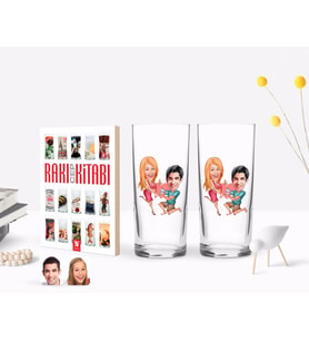 BK Gift Kişiye Özel Renkli Baskılı Sevgililer Karikatürlü İkili Rakı Bardağı ve Rakı Cep Kitabı Hediye Seti-19 (Model 1)
