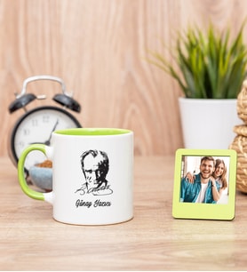 Atatürk Siluetli Yeşil Kupa Bardak ve Yeşil Mini Fotoğraf Çerçevesi