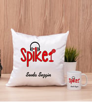 Spiker Kare Yastık ve Beyaz Kupa Bardak