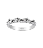 0.28 Ct Pırlanta Baget Yüzük