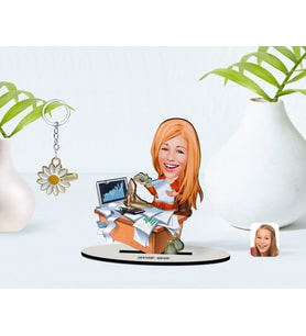 BK Gift Kişiye Özel Kadın Bankacı Karikatürlü 3D Ahşap Biblo ve İsimli Gold Papatya Anahtarlık-1 (Model 1)