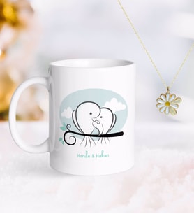 BK Gift Kişiye Özel Sevgililer Günü Kupa ve Çift İsimli Papatya Kolye-36 (Model 1)