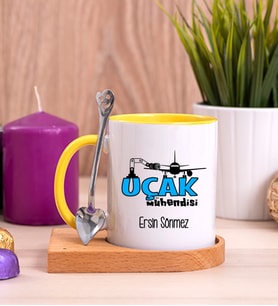 Uçak Mühendisi Ahşap Altlıklı Sarı Kupa Bardak