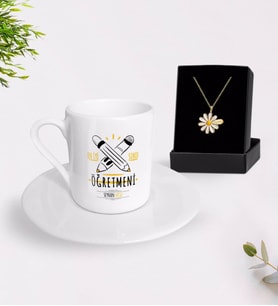 BK Gift Kişiye Özel En İyi Sınıf Öğretmeni Türk Kahvesi Fincanı ve İsimli Papatya Kolye Hediye Seti-5 (Model 1)