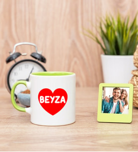 İsim Yazılı Kırmızı Kalpli Yeşil Kupa Bardak ve Yeşil Mini Fotoğraf Çerçevesi