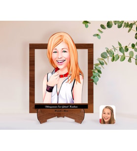 BK Gift Kişiye Özel Kadınlar Günü Dünyanın En Güzel Kadını Karikatürlü Ahşap Standlı 3D Biblo-14 (Beyaz)