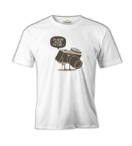 I'm Never In The Picture Beyaz Erkek Tshirt