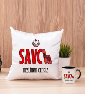 Savcı Kare Yastık ve Siyah Kupa Bardak