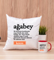 Ağabey Kelime Anlamı Kare Yastık ve Kırmızı Kupa Bardak