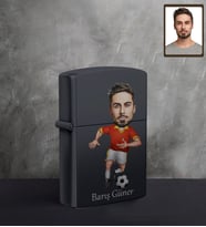 Kişiye Özel Futbolcu Karikatürlü UV Baskılı Siyah Benzinli Çakmak Bay-1