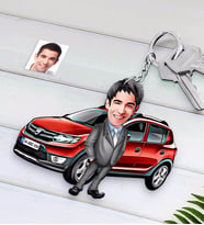 BK Gift Kişiye Özel Erkek Dacia Sandero Figürlü Plakalı Ahşap Karikatür Anahtarlık-1 (Beyaz)