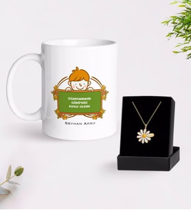 BK Gift Kişiye Özel Öğretmenler Günümüz Kutlu Olsun Beyaz Kupa ve Papatya Kolye Hediye Seti-4 (Model 1)