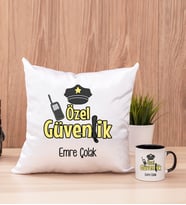 Özel Güvenlik Kare Yastık ve Siyah Kupa Bardak