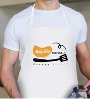 BK Gift Kişiye Özel Mutfakta Biri Var Erkek Beyaz Mutfak Önlüğü  2