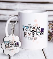 BK Gift Kişiye Özel Evin Yakışıklısı Beyaz Kupa ve Anahtarlık Hediye Seti-3 (Model 1)