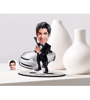 BK Gift Kişiye Özel Erkek Ajan Karikatürlü Ahşap Biblo Model-1 (Beyaz)