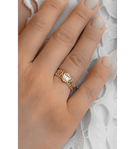 Oval Kesim Baget Şık Yüzük