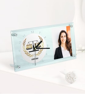 BK Gift Kişiye Özel Avukat Temalı Masaüstü Cam Saat - 1 (Beyaz)