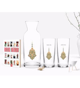 BK Gift Kişiye Özel Renkli Baskılı İsimli İkili Rakı Bardağı Karaf ve Cep Kitabı Hediye Seti-106 (Model 1)