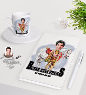 BK Gift Kişiye Özel Beyaz Atlı Prens Karikatürlü Beyaz Defter Kalem Türk Kahvesi Fincanı Seti-1 (Model 1)
