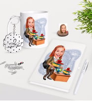 BK Gift Kişiye Özel Bayan Öğretmen Karikatürlü Kupa Anahtarlık Beyaz Defter Kalem Hediye Seti-4 (Model 1)