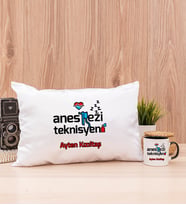 Anestezi Teknisyeni Dikdörtgen Yastık ve Siyah Kupa Bardak