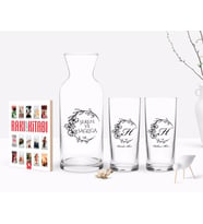 BK Gift Kişiye Özel Renkli Baskılı Baş Harf İsim Tasarımlı Tasarımlı İkili Rakı Bardağı Karaf ve Cep Kitabı Hediye Seti-4 (Model 1)