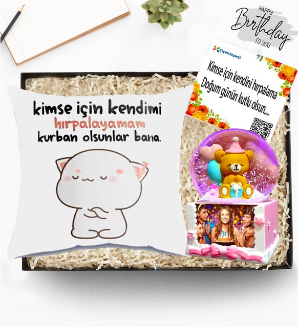 Kişiye Özel Kendini Hırpalama Doğum Günü Hediyesi Kar Küresi & Yastık Seti
