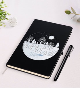BK Gift Kişiye Özel İsimli Yılbaşı Mutlu Yıllar Siyah Defter ve Kalem Hediye Seti-24 (Model 1)