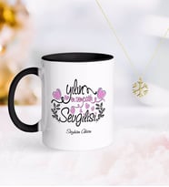 BK Gift Kişiye Özel Yılın En Sempatik Sevgilisi Siyah Kupa ve Kar Tanesi Kolye (Model 1)