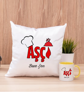 Aşçı Kare Yastık ve Sarı Kupa Bardak