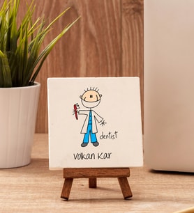 Diş Hekimi Karikatürü Taş Dekor