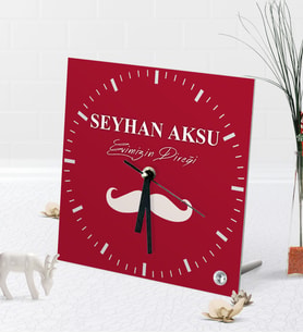 BK Gift Kişiye Özel Evimizin Direği Masaüstü Kare Cam Saat (Beyaz)