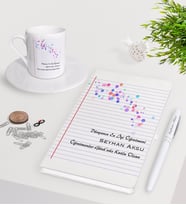 BK Gift Kişiye Özel Dünyanın En İyi Öğretmeni Beyaz Defter Kalem Türk Kahvesi Fincanı Seti-28 (Model 1)
