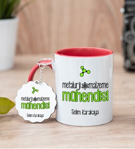 Metalurji Ve Malzeme Mühendisi Kırmızı Kupa Bardak Ve Anahtarlık Set