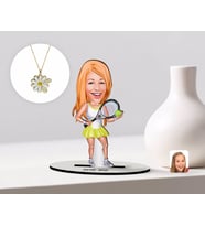 BK Gift Kişiye Özel Kadın Tenis Oyuncusu Karikatürlü 3D Ahşap Biblo ve İsimli Tarihli Papatya Kolye Seti-2 (Model 1)