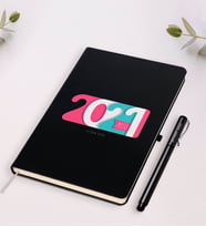 BK Gift Kişiye Özel 2024 Mutlu Yıllar Siyah Defter ve Kalem Hediye Seti-6 (Siyah)