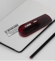 BK Gift Kişiye Özel Doktor Bordo Cep Kaşe