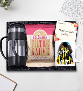 Kişiye Özel Sarı-Lacivert Baba Çocuk Baskılı Kupa & Siyah French Press & Colombian Taze Filtre Kahve Hediye Seti (Model 3)
