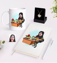 BK Gift Kişiye Özel Bayan Öğretmen Karikatürlü Beyaz Kupa Defter Kalem ve İsimli Papatya Kolye Hediye Seti-8 (Model 1)