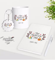 BK Gift Kişiye Özel Yılın En İyi Öğretmeni Kupa Anahtarlık Beyaz Defter Kalem Hediye Seti-1 (Model 1)