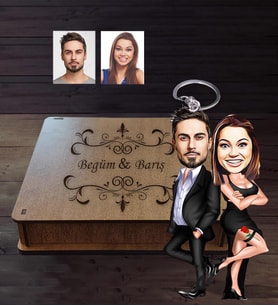 Kişiye Özel Sevgili Karikatürlü Ahşap Anahtarlık Kutulu  Model 12