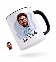 BK Gift Kişiye Özel Erkek Doktor Karikatürlü Siyah Kupa Bardak-8