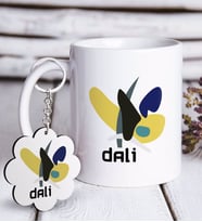 BK Gift Dali Tasarımlı Beyaz Kupa ve Anahtarlık Hediye Seti (Model 1)