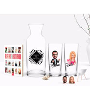 BK Gift Kişiye Özel Renkli Baskılı Erkek ve Kadın Karikatürlü İkili Rakı Bardağı Karaf ve Cep Kitabı Hediye Seti-4 (Model 1)