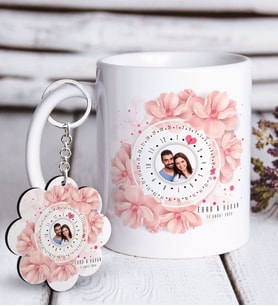 BK Gift Kişiye Özel Sevgililer Günü Fotoğraflı Sonsuz Takvimli Beyaz Kupa ve Anahtarlık Hediye Seti-2 (Model 1)