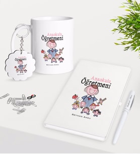 BK Gift Kişiye Özel Anaokulu Öğretmeni Kupa Anahtarlık Beyaz Defter Kalem Hediye Seti-2 (Model 1)